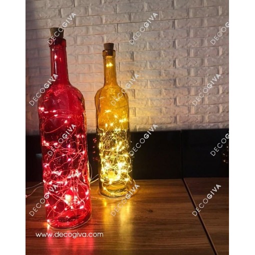 بطری شیشه ای به همراه ریسه روشنایی
